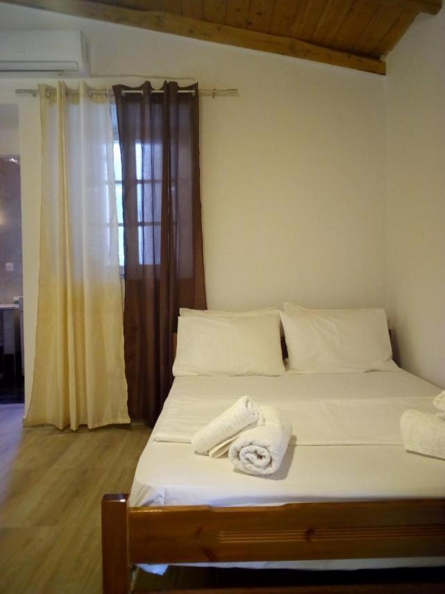 Corfu Oasis Studio Neochorakion Luaran gambar
